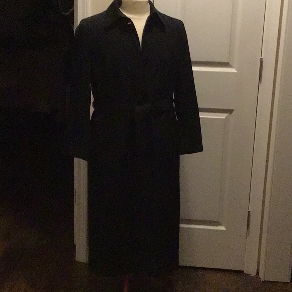 Women’s Trench Coat with Removable Lining